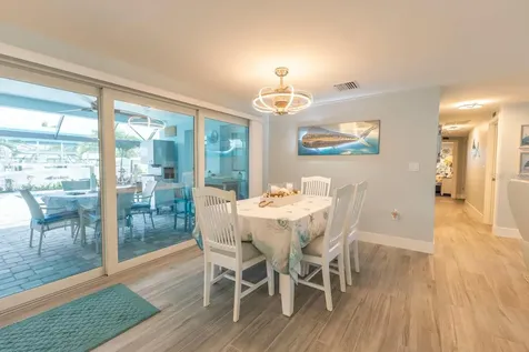 1945 Michigan Avenue Englewood FL 34224