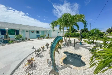 1945 Michigan Avenue Englewood FL 34224