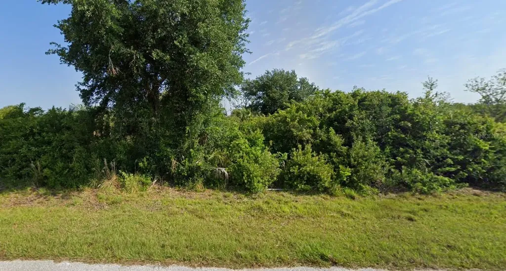10418 Carnegie Avenue Englewood FL 34224