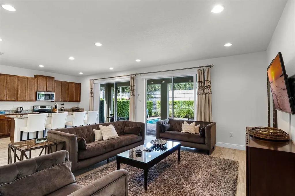 280 Pendant Court Kissimmee FL 34747