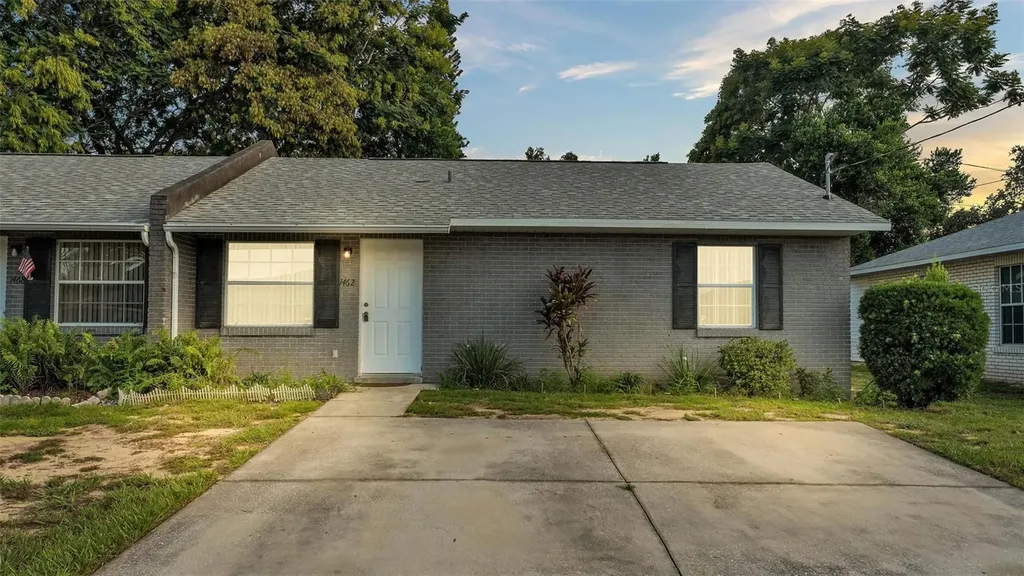 1462 Thousand Roses Drive S Lake Wales FL 33853