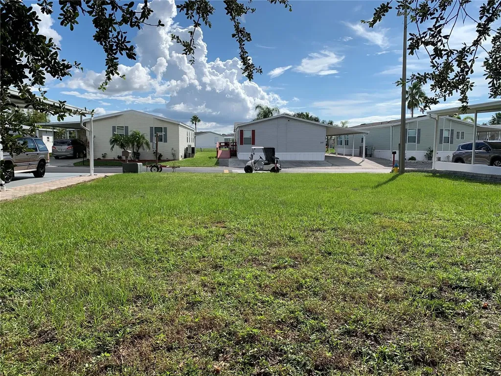 223 N Saint George Circle Apollo Beach FL 33572