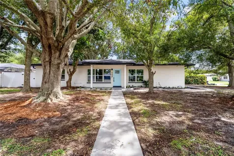 4227 Yardley Avenue N St Petersburg FL 33713