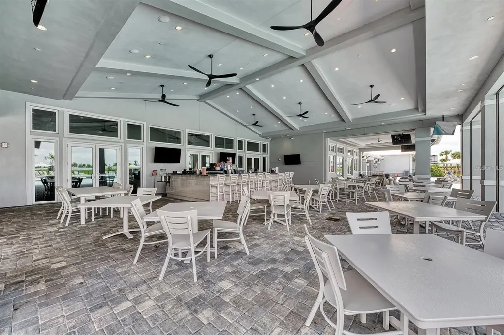 5510 Tidal Breeze Cove Bradenton FL 34211