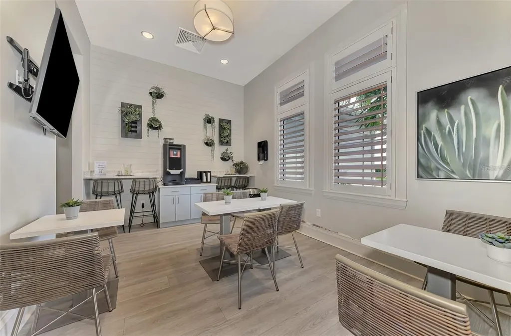 5510 Tidal Breeze Cove Bradenton FL 34211
