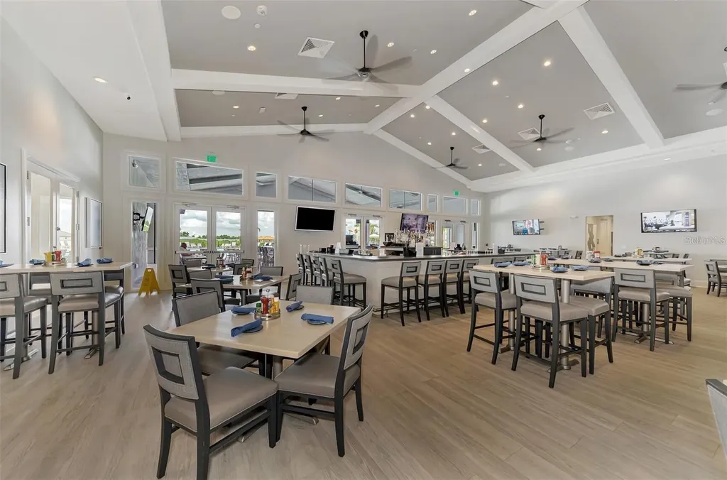 5510 Tidal Breeze Cove Bradenton FL 34211