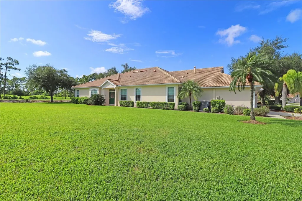 5107 Whispering Oaks Drive North Port FL 34287