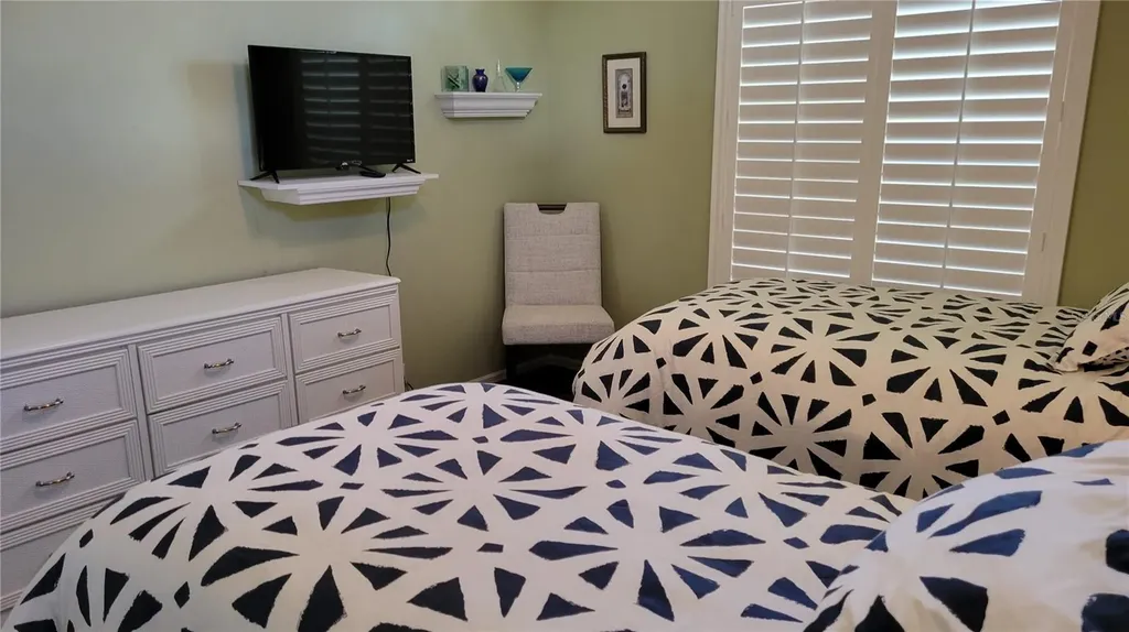 7557 Fairlinks Court Sarasota FL 34243
