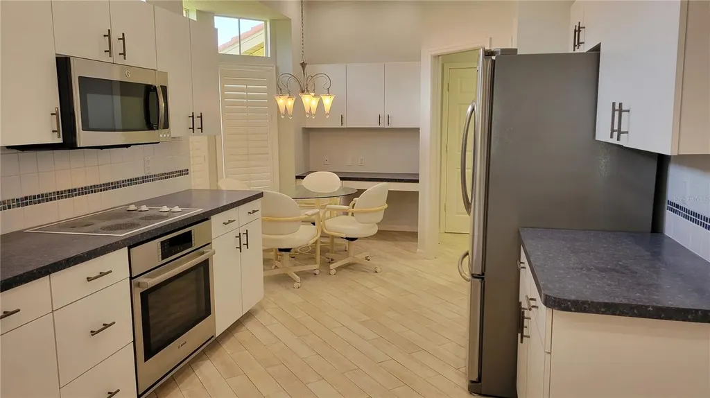 7557 Fairlinks Court Sarasota FL 34243