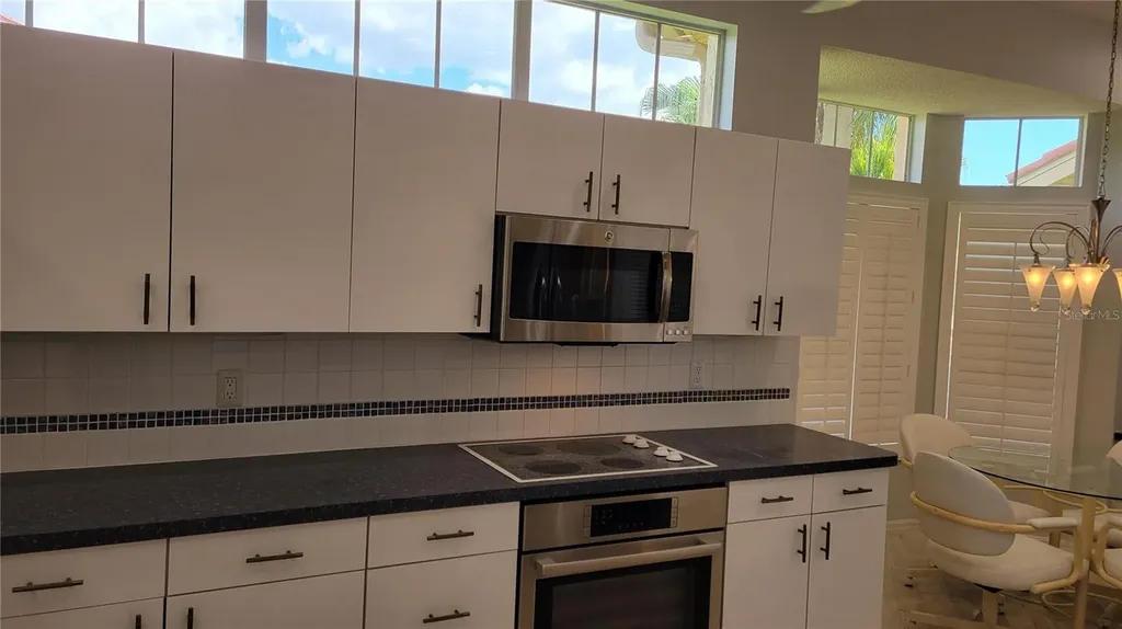 7557 Fairlinks Court Sarasota FL 34243