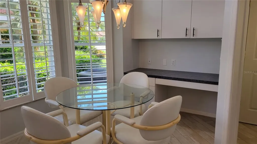 7557 Fairlinks Court Sarasota FL 34243