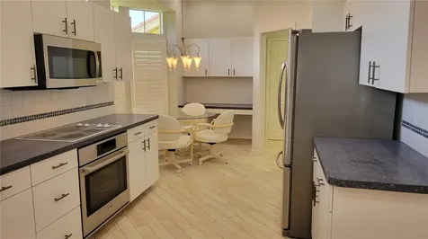 7557 Fairlinks Court Sarasota FL 34243