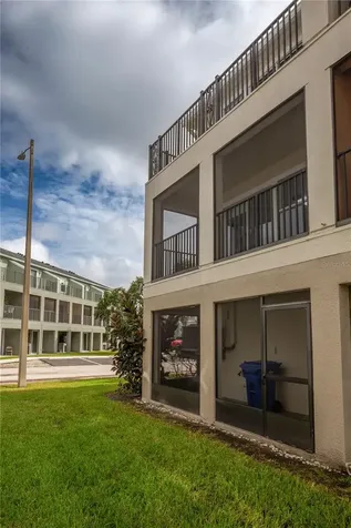 607 Wheaton Trent Place Tampa FL 33619