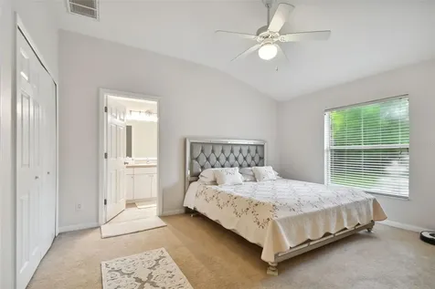 2402 Dryer Avenue Largo FL 33770
