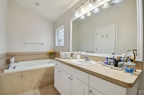 2402 Dryer Avenue Largo FL 33770