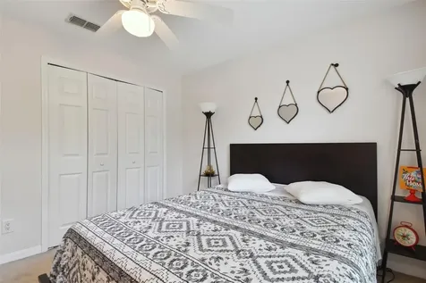 2402 Dryer Avenue Largo FL 33770