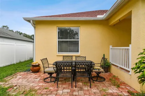 2402 Dryer Avenue Largo FL 33770