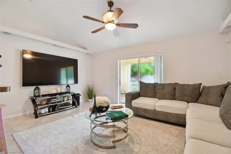 2402 Dryer Avenue Largo FL 33770