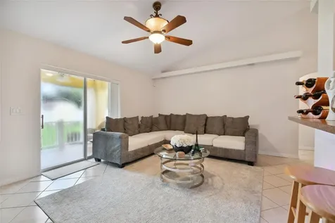 2402 Dryer Avenue Largo FL 33770