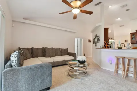 2402 Dryer Avenue Largo FL 33770
