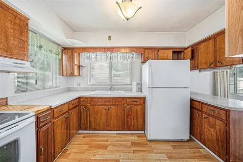 1442 Hunter Lane Clearwater FL 33764