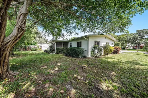 1442 Hunter Lane Clearwater FL 33764