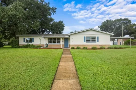1500 39th Street N St Petersburg FL 33713