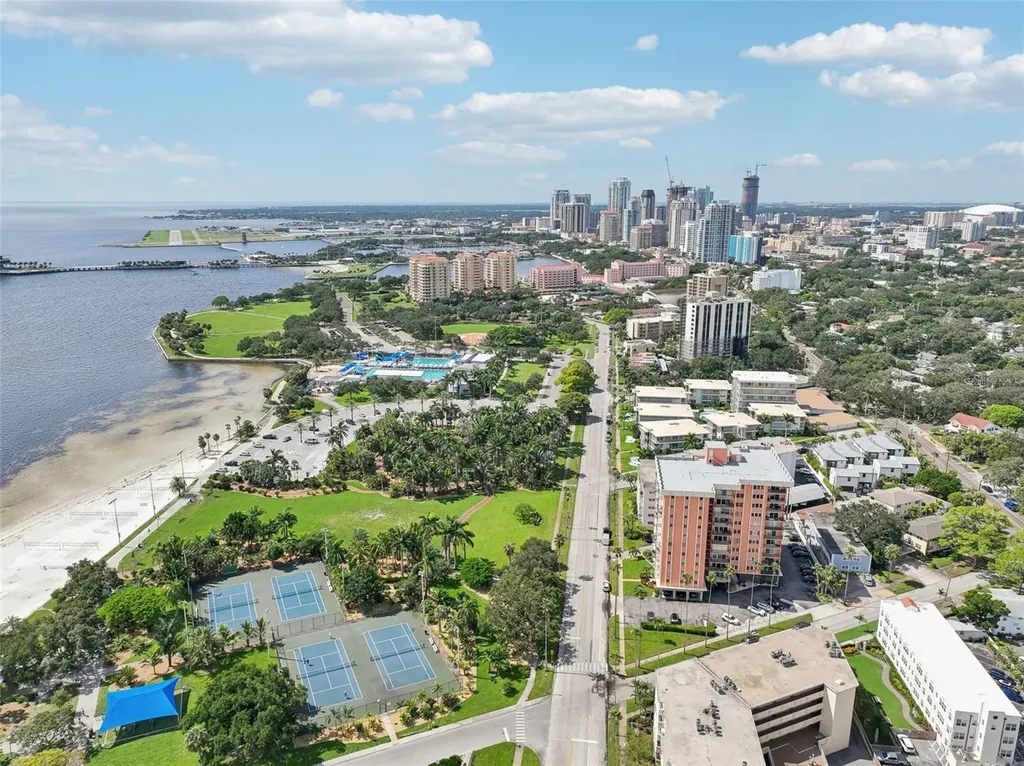 1120 N Shore Drive NE St Petersburg FL 33701