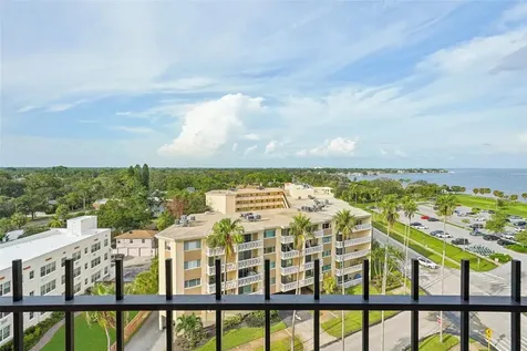 1120 N Shore Drive NE St Petersburg FL 33701