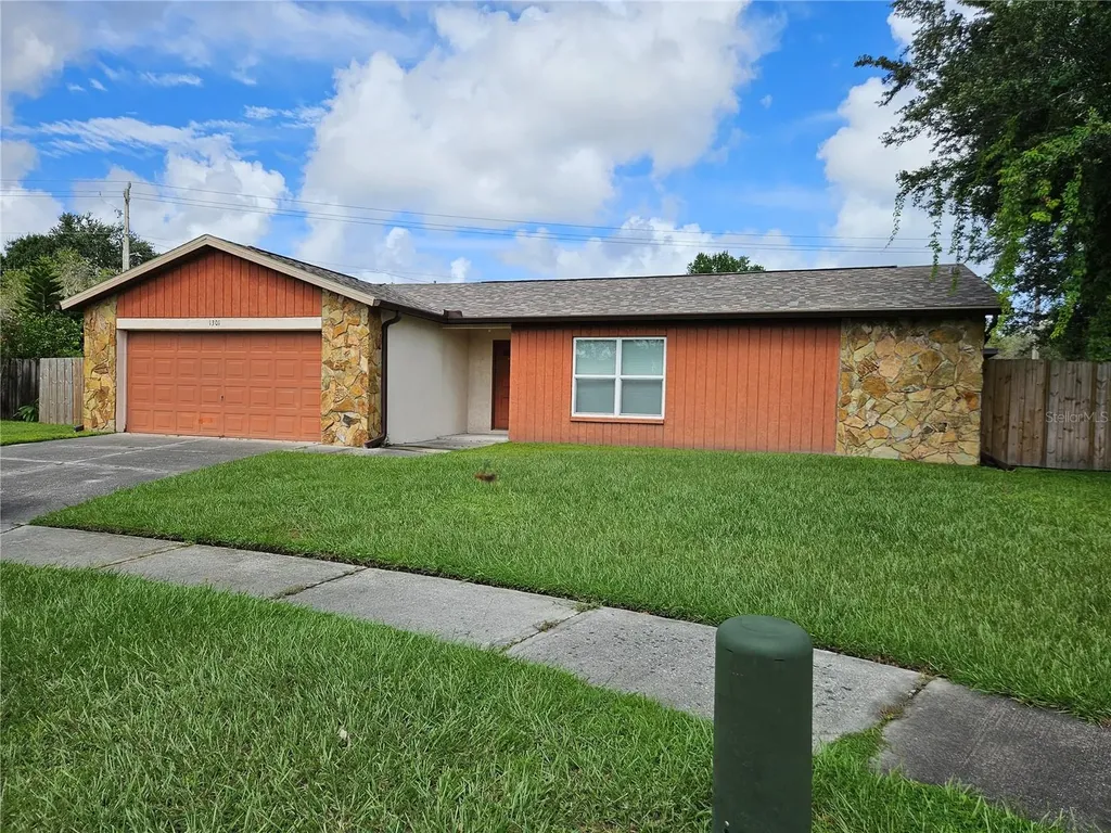 1301 Blossom Brook Court Brandon FL 33511