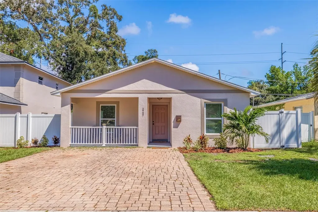 2247 16th Avenue S St Petersburg FL 33712