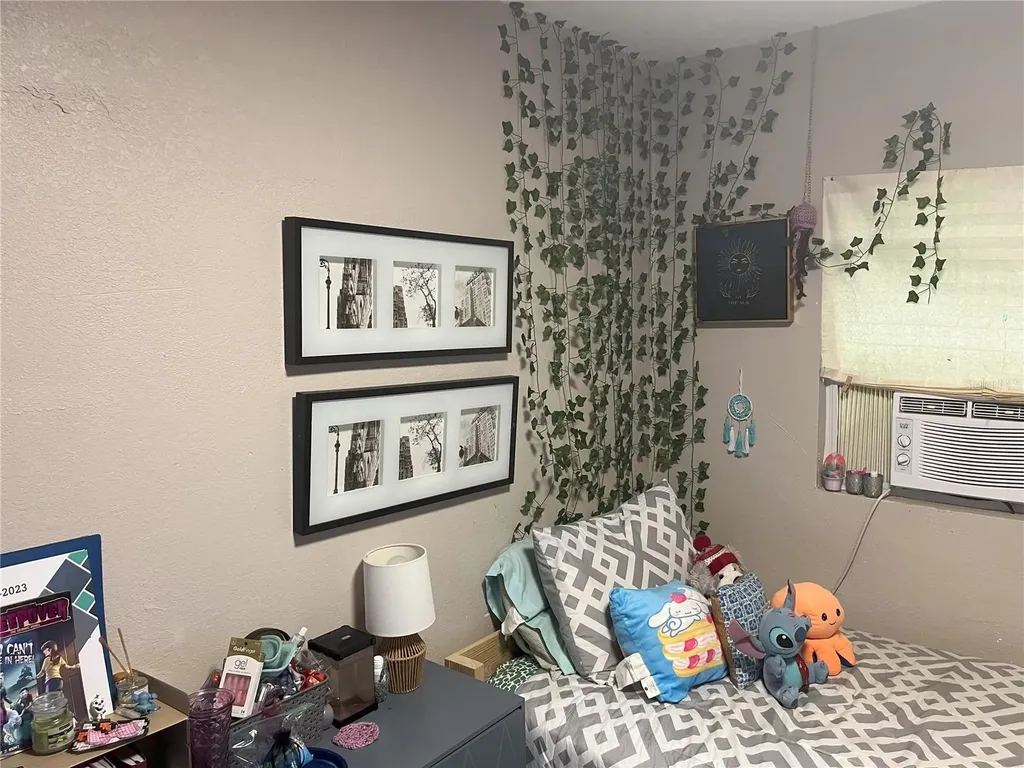 1874 Douglas Avenue Clearwater FL 33755