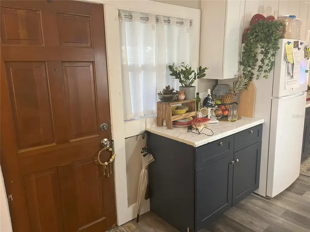 1874 Douglas Avenue Clearwater FL 33755