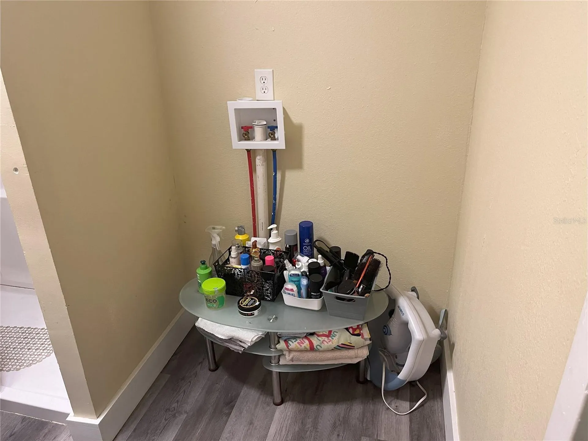 1874 Douglas Avenue Clearwater FL 33755