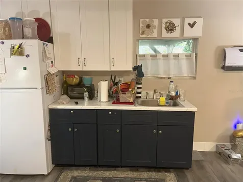1874 Douglas Avenue Clearwater FL 33755