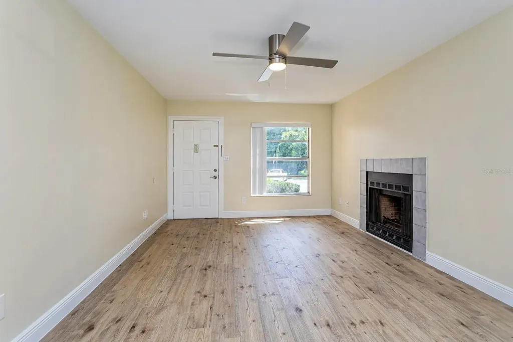 4806 S Semoran Boulevard Orlando FL 32822