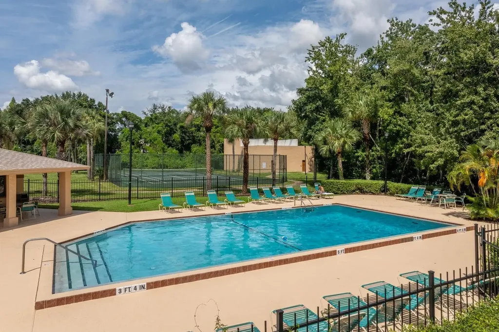 4806 S Semoran Boulevard Orlando FL 32822