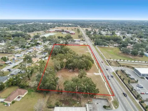 603 W 92 Highway Seffner FL 33584