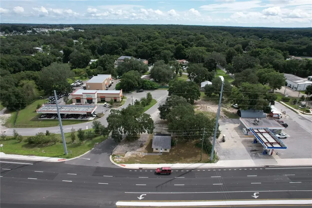 138 W Hermosa Street Lady Lake FL 32159