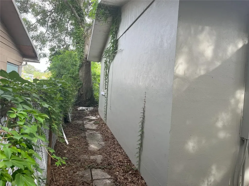 120 S San Remo Avenue Clearwater FL 33755