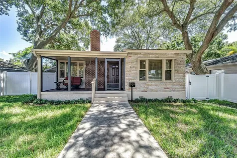 6635 Stewart Avenue N St Petersburg FL 33702