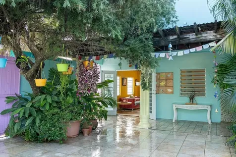 220 Calle Prudencio Quiñones Vieques PR 00765