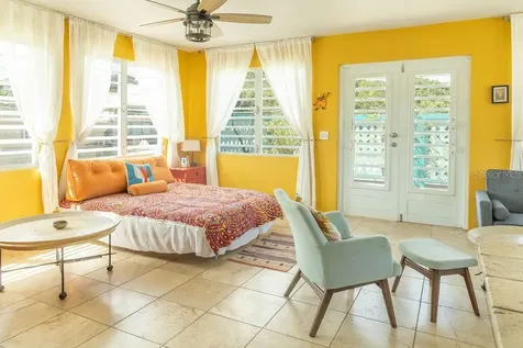 220 Calle Prudencio Quiñones Vieques PR 00765