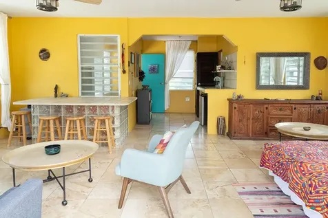 220 Calle Prudencio Quiñones Vieques PR 00765