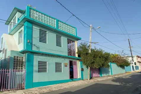 220 Calle Prudencio Quiñones Vieques PR 00765