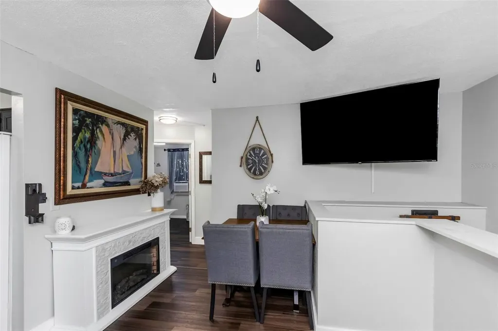733 1/2 New Jersey Street Clearwater FL 33756