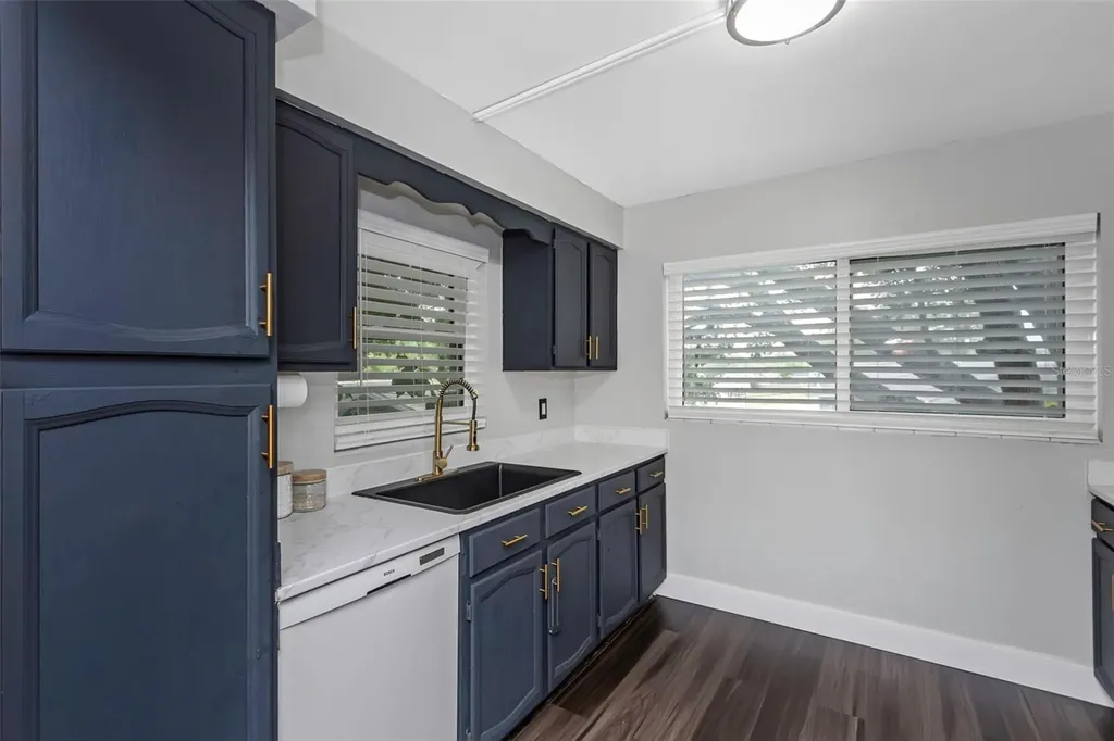 733 1/2 New Jersey Street Clearwater FL 33756
