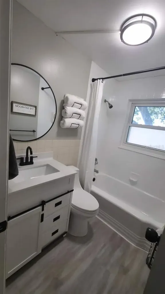733 1/2 New Jersey Street Clearwater FL 33756
