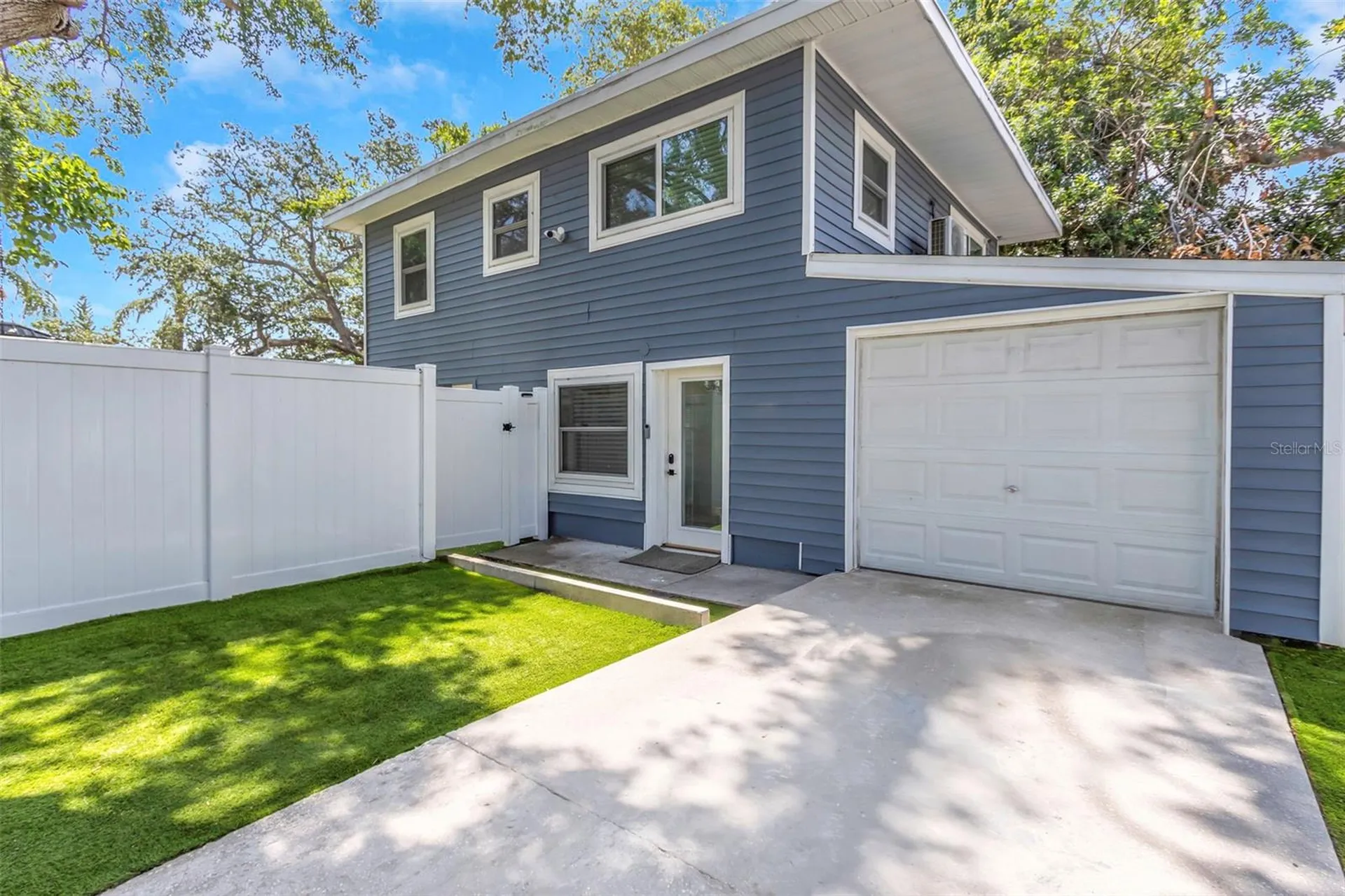 733 1/2 New Jersey Street Clearwater FL 33756