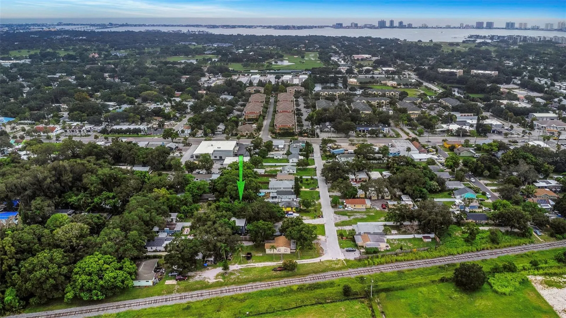 733 1/2 New Jersey Street Clearwater FL 33756